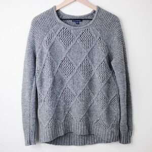 American Eagle Textured Diamond Knit Sweater Womens Size Small Gray Wool Blend